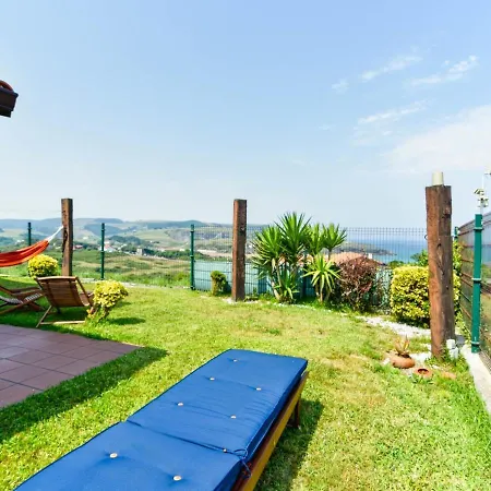 Сasa de vacaciones Encantadora Casa Con Espectaculares Vistas Ajo