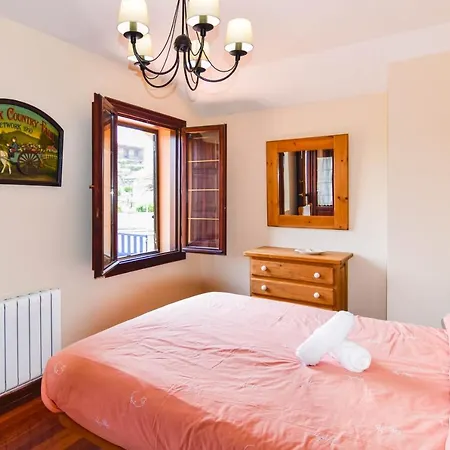 Encantadora Casa Con Espectaculares Vistas Сasa de vacaciones Ajo