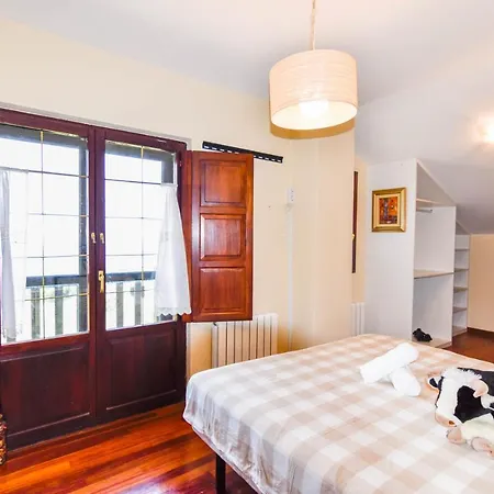 Encantadora Casa Con Espectaculares Vistas Сasa de vacaciones Ajo