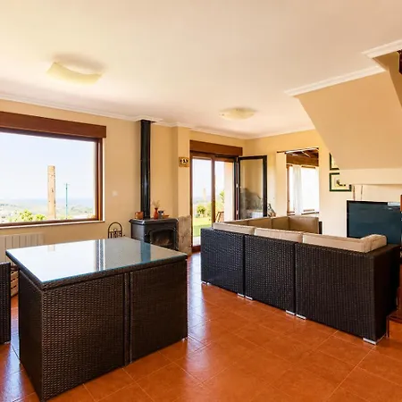 Encantadora Casa Con Espectaculares Vistas * Ajo