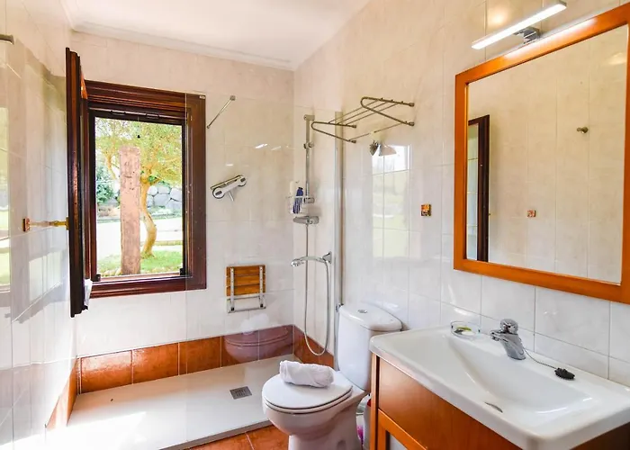 Encantadora Casa Con Espectaculares Vistas Hébergement de vacances Ajo